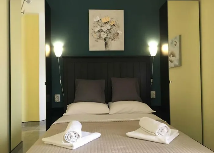 Flores 5 Casa de Férias *