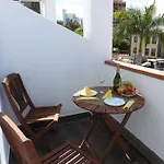 Flores 5 * פלאייה דה לאס אמריקס